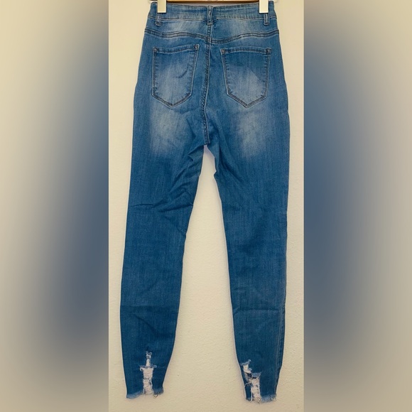 Fashion Nova Distressed Skinny Stretch Fit Jeans - Picture 3 of 4